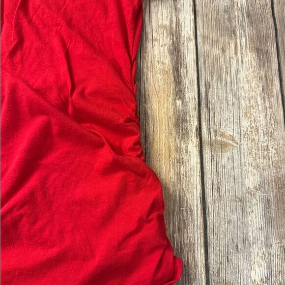 Women's Red V-Neck Top - Picture 2 of 4
